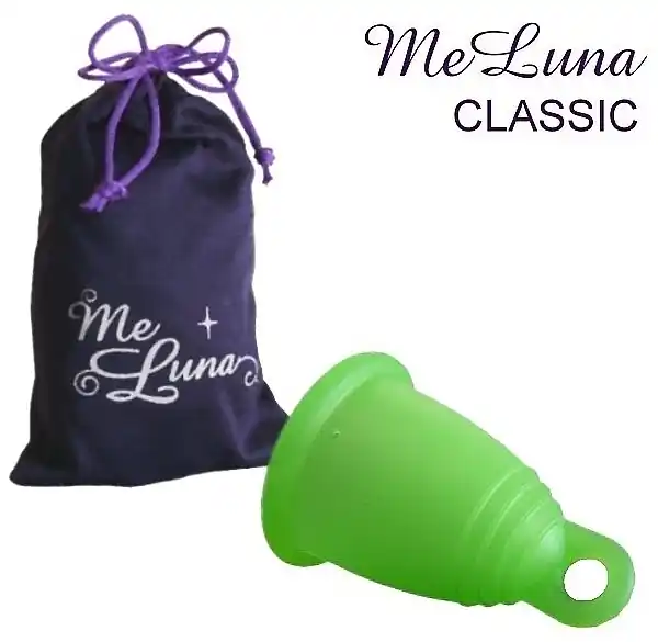 Menstrual Cup with Ring, S-size, green