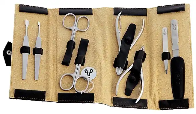 Manicure Set, 8 tools, 6839R, black/tobacco - Accessories
