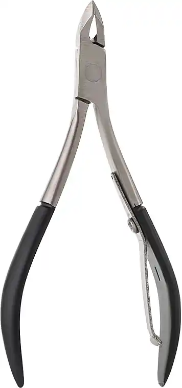 Cuticle Nipper, black - Accessories