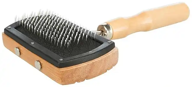 Soft brush with wire bristles, 10x18 cm - Trixie