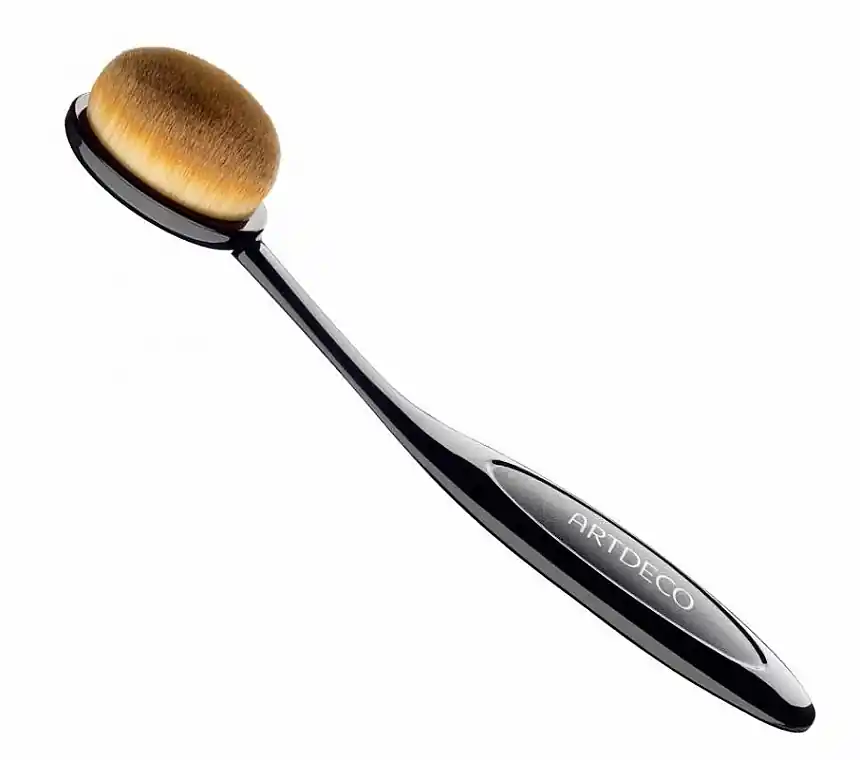 Oval Medium Makeup Brush - Accessories