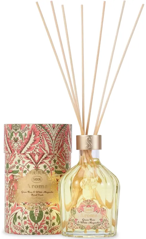 Green Rose and Magnolia Reed Diffuser - Bath and Body