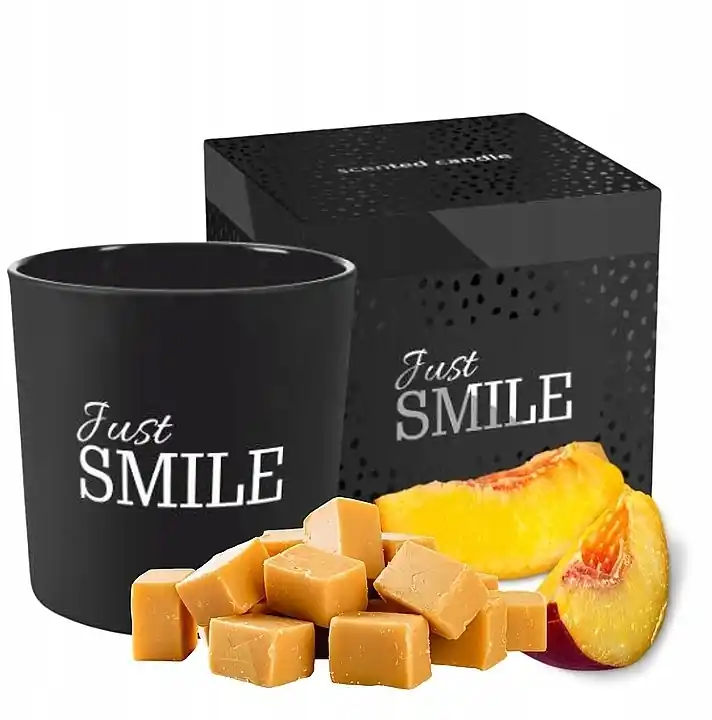 Scented Candle in Matte Glass, two wicks - Bath and Body