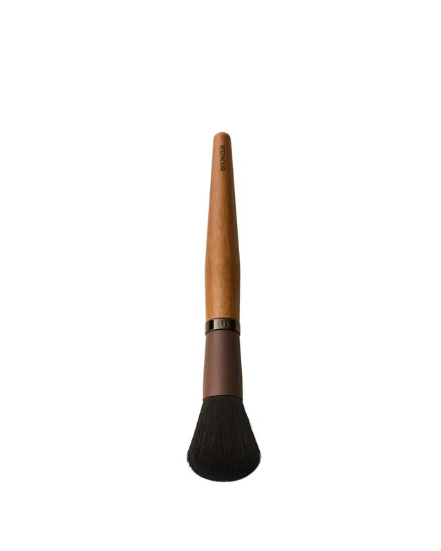 The Bronzer Brush - BOB BEAUTÉ