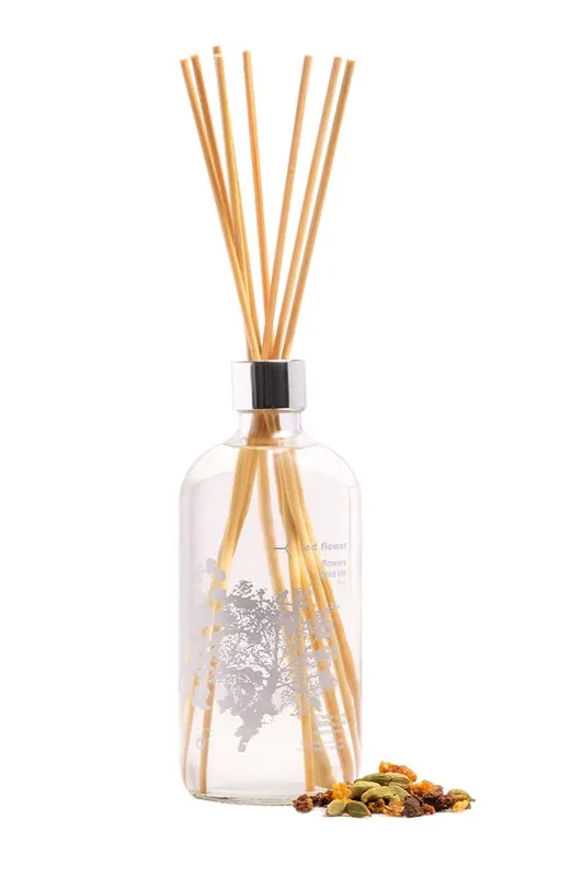 cardamom amber resin intensely scented organic room diffuser - red flower