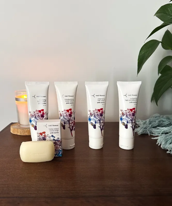 palo santo bath set - red flower