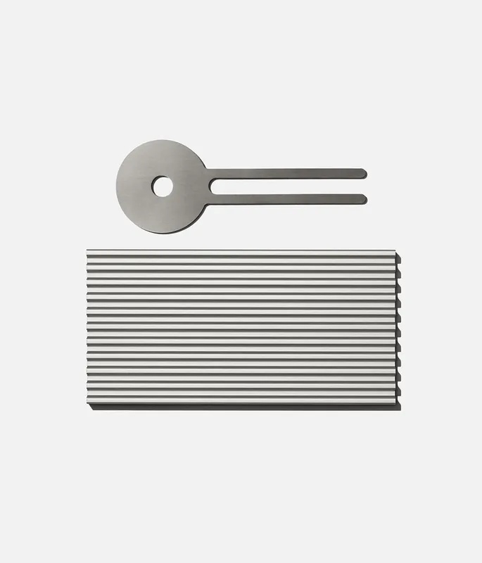 The New Tendency Duo - Nécessaire