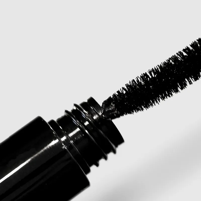 Volumizing Mascara - K•LOR